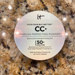 It Cosmetics CC+ Airbrush Perfecting Powder SPF 50